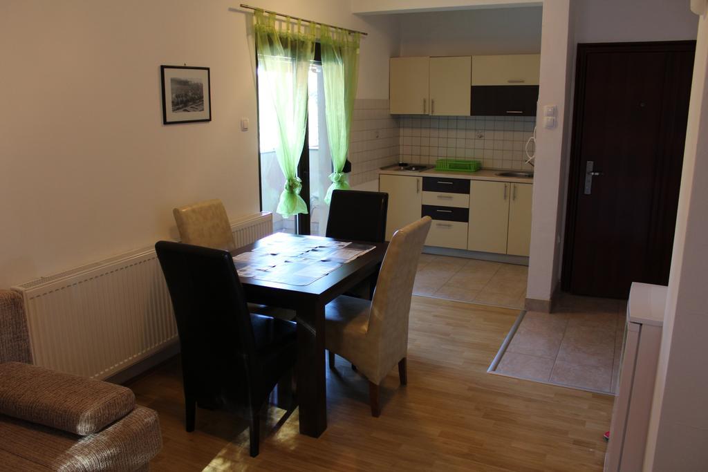 Apartmani Colic Vlasic Bagian luar foto